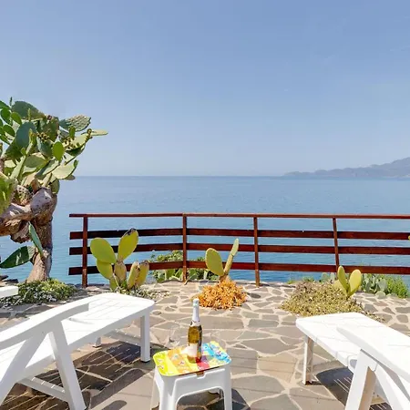 La Terrazza Sul Mare Villa Magomadas Exterior photo